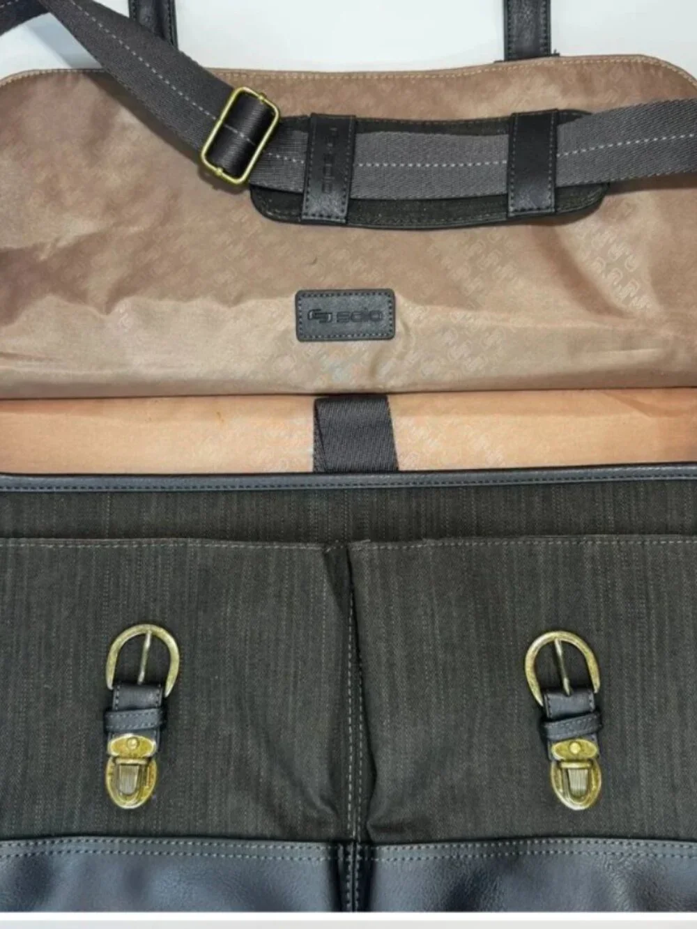 SOLO Thompson 15.6 Inch Briefcase with Padded Laptop Compartment, Espresso